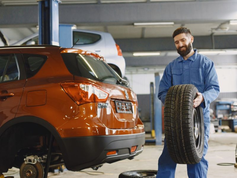 Werkzeug-Sortiment in der Werkstatt der Kfz-Technik M&M Ohg